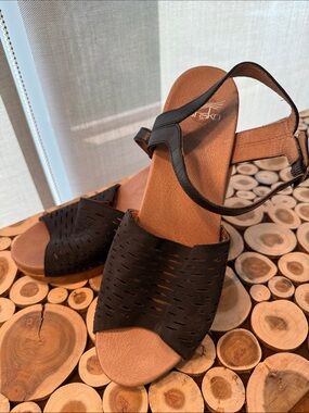 Dansko Black and Tan Perforated Leather Slingback Sandals